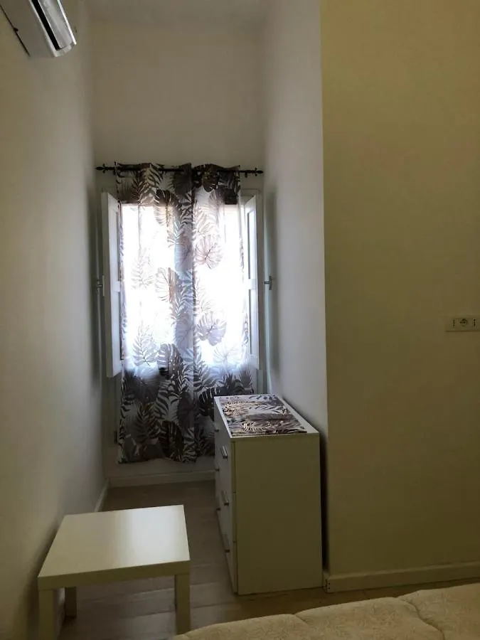 Lägenhet Vicoatenea Agrigento